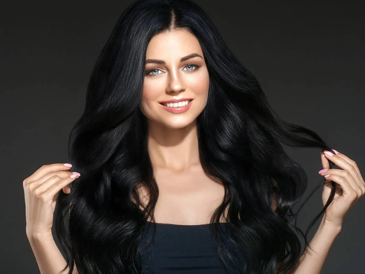 خلطات طبيعية للعناية بالشعر