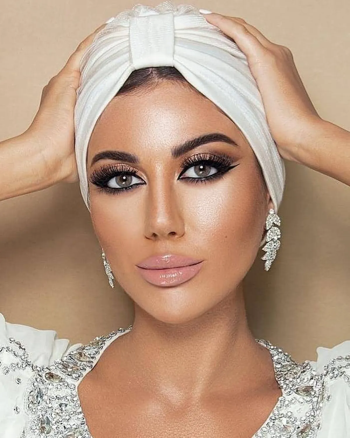 مكياج خطوبة للمحجبات