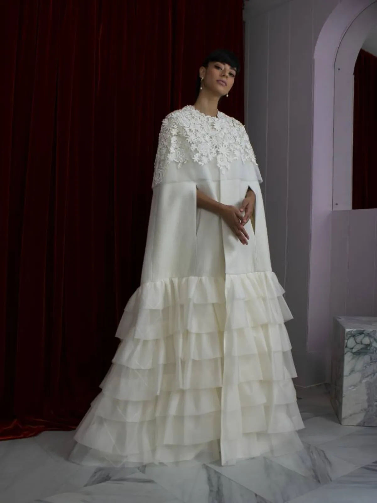 فستان زفاف بطبقات من  Halfpenny London 