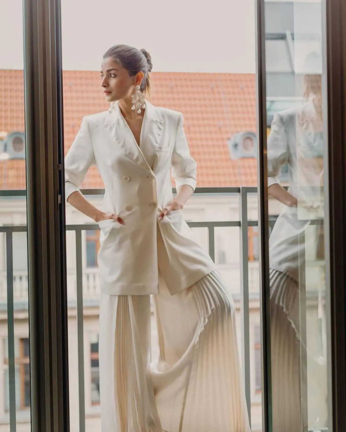 إطلالات رسمية من وحي عليا بهات