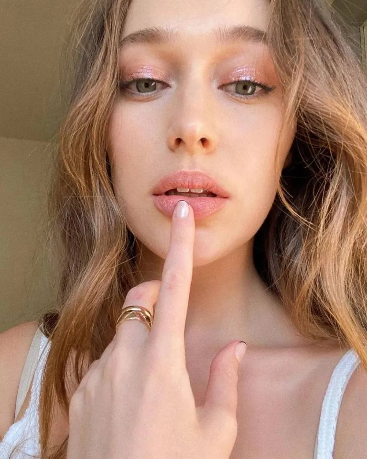 صور رسمات مكياج معدني