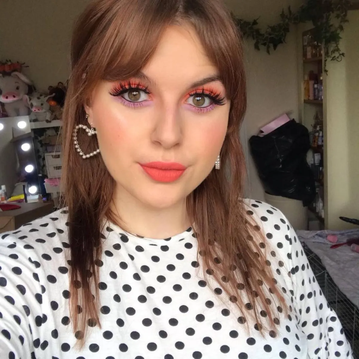 صيحات رسمات مكياج مرجاني