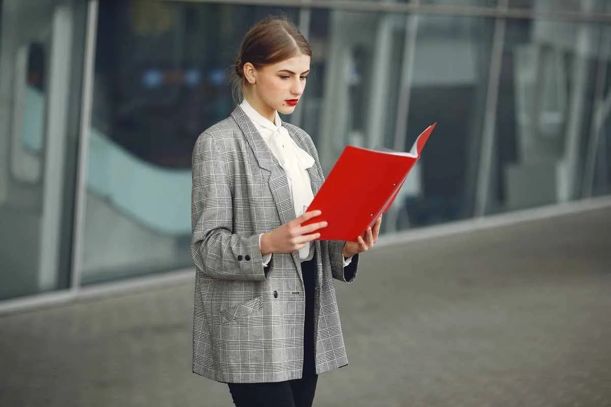 أمور مالية يجب أن تفكر بها قبل الزواج