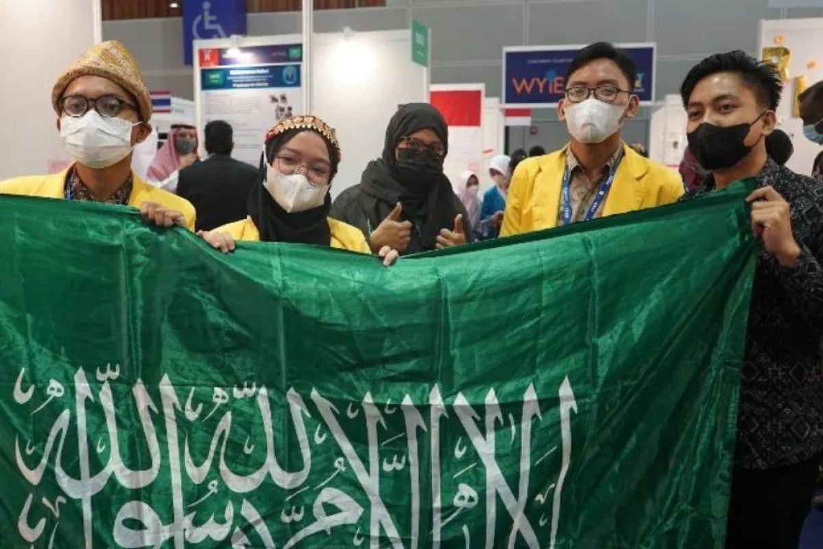 تظهر الصورة ميمونة فطاني مصدر الصورة ميمونة فطاني