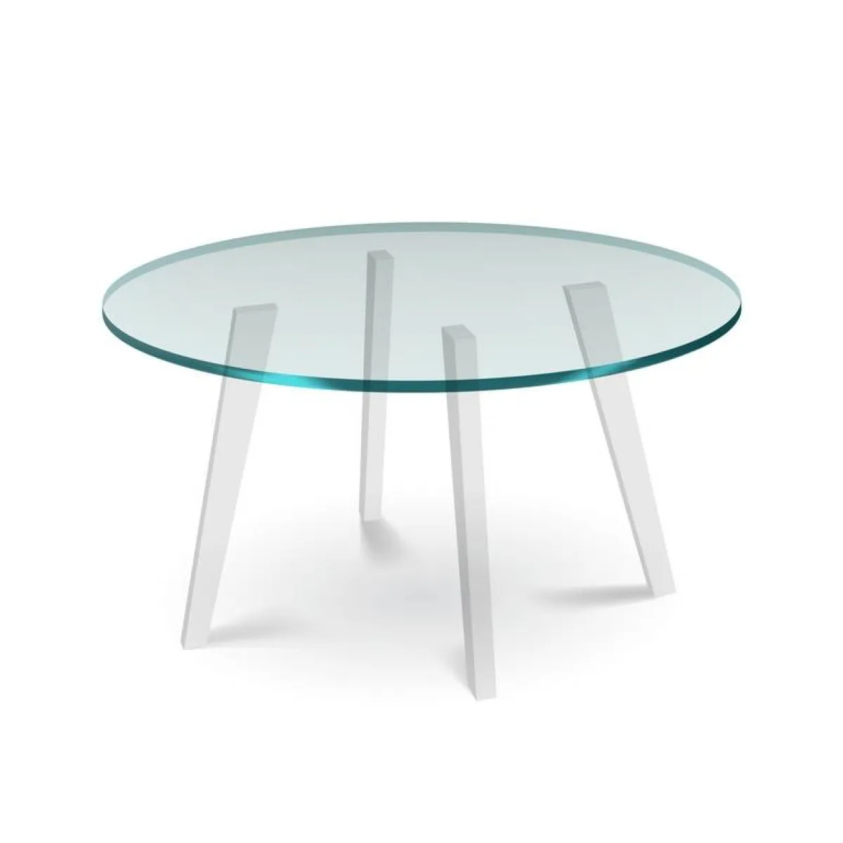 قد تتلطّخ الطاولة ذات السطح الزجاج، ببقع طلاء الأظافر