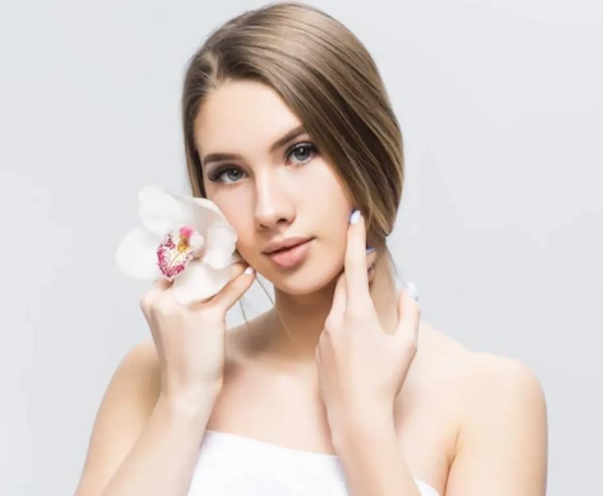 العناية بالبشرة