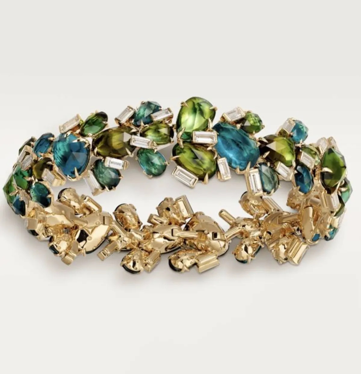 سوار الأحجار الكريمة