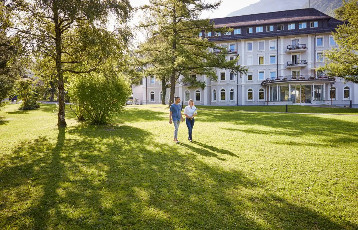 كيفية اختيار المشفى السويسري المناسب لك