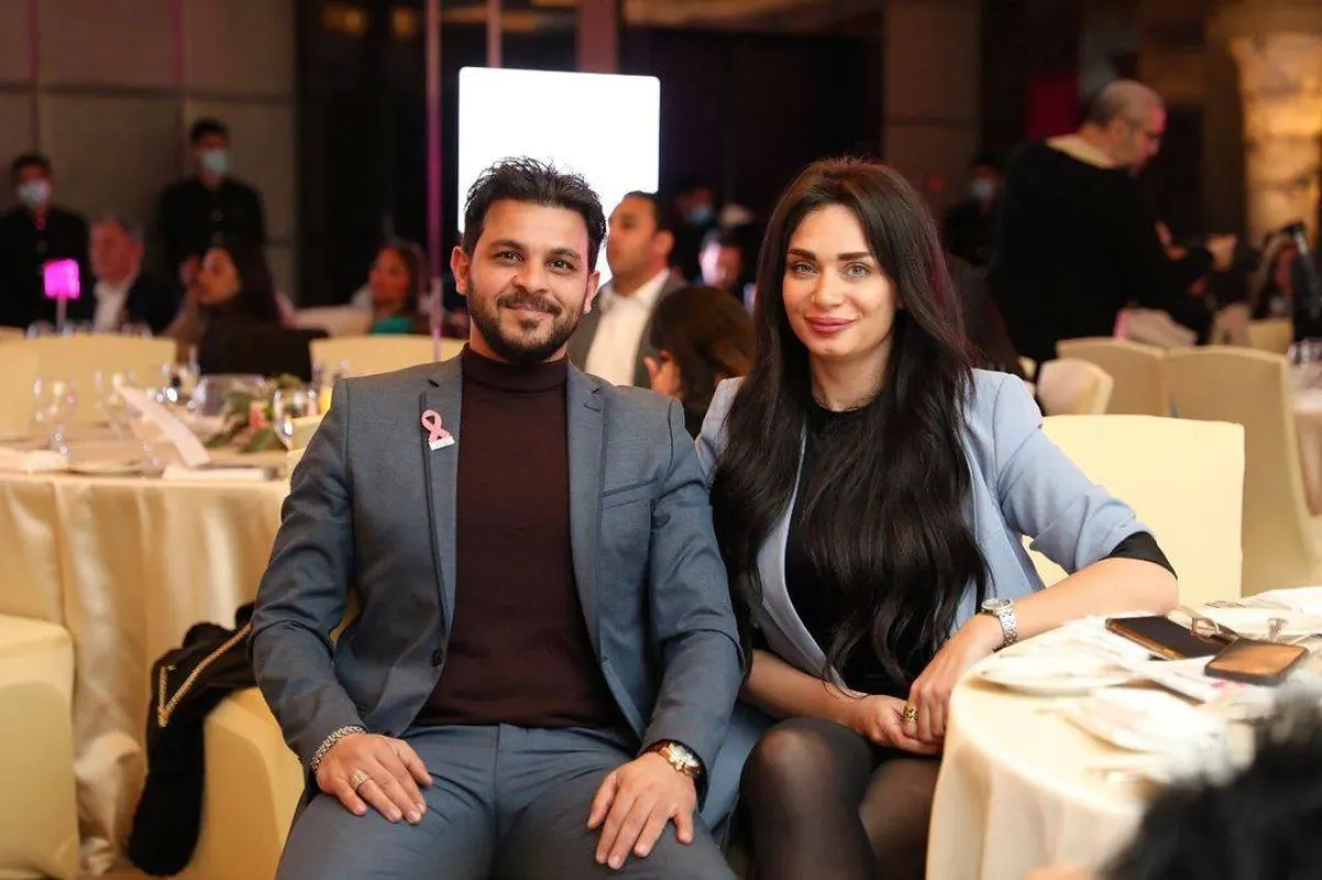 محمد رشاد وخطيبته غادة فتحي- الصورة من حسابه على انستغرام