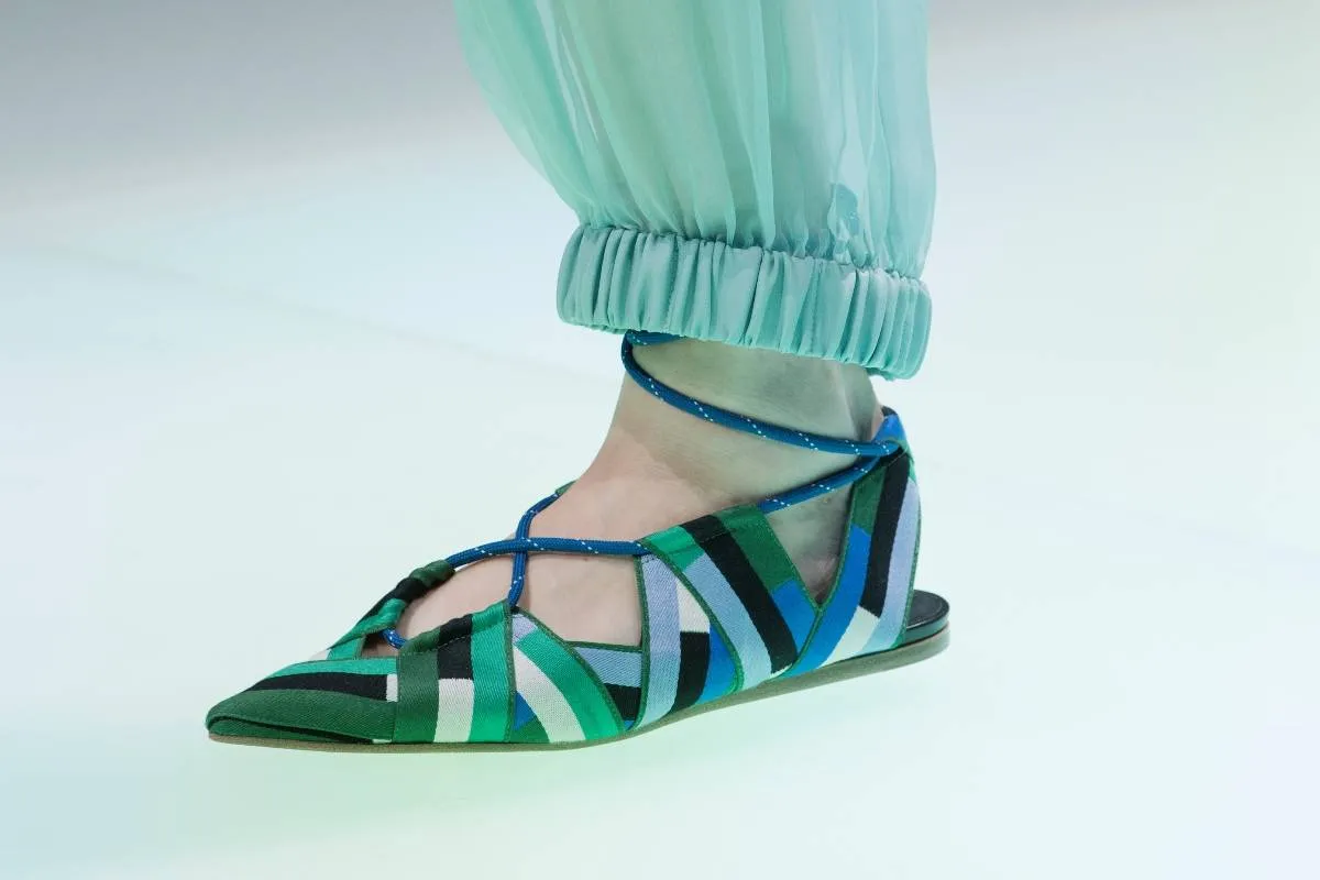 موديلات أحذية بكعوب مريحة