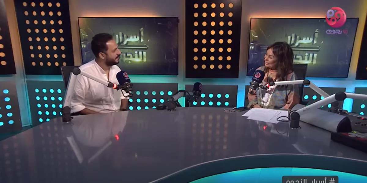 المخرج بيتر ميمي وإنجي علي - الصورة من حساب برنامج أسرار النجوم على يوتيوب