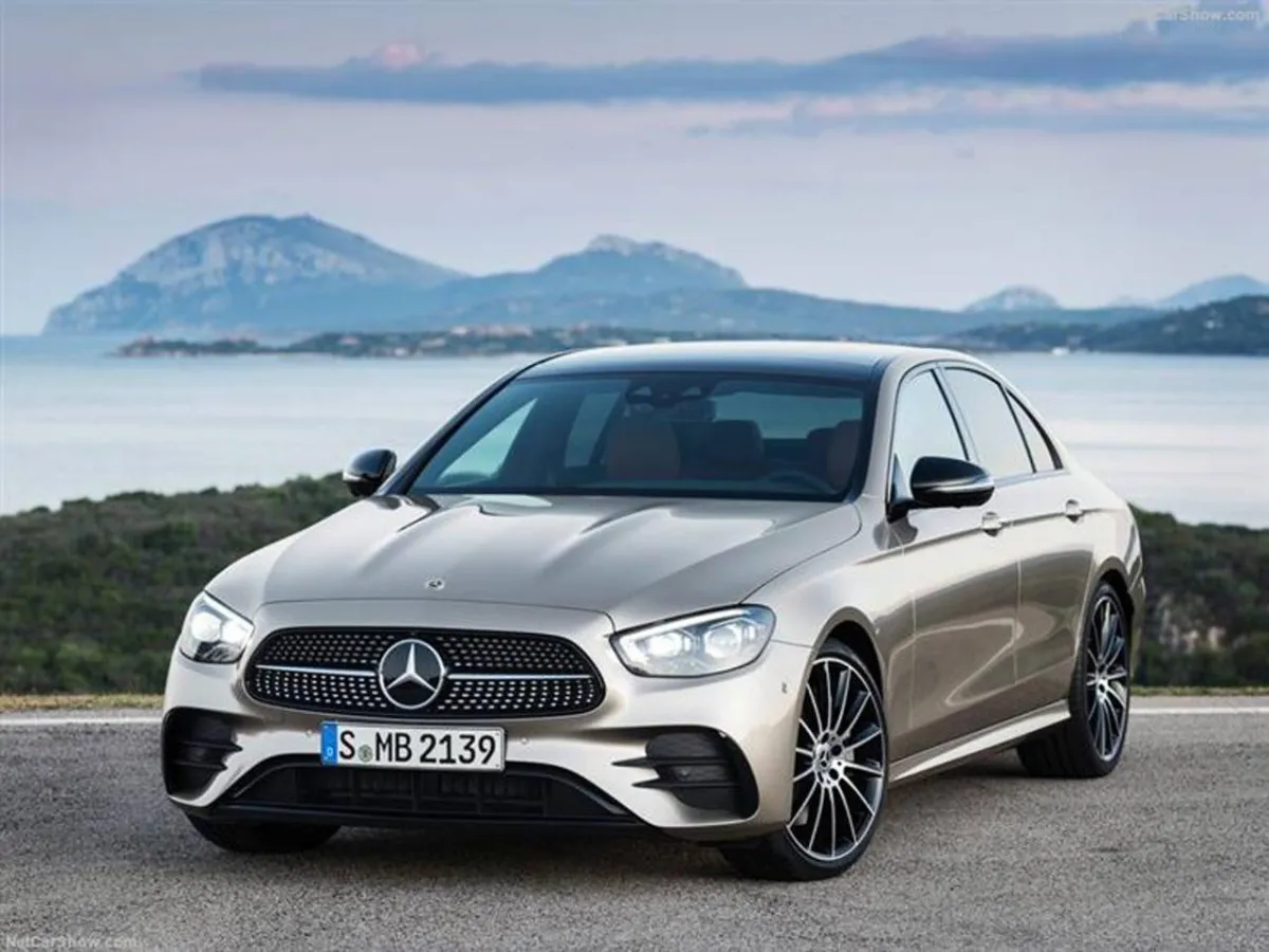 «مرسيدس» توقف إنتاج السيارات الصغيرة وتركز على المركبات شديدة الفخامة