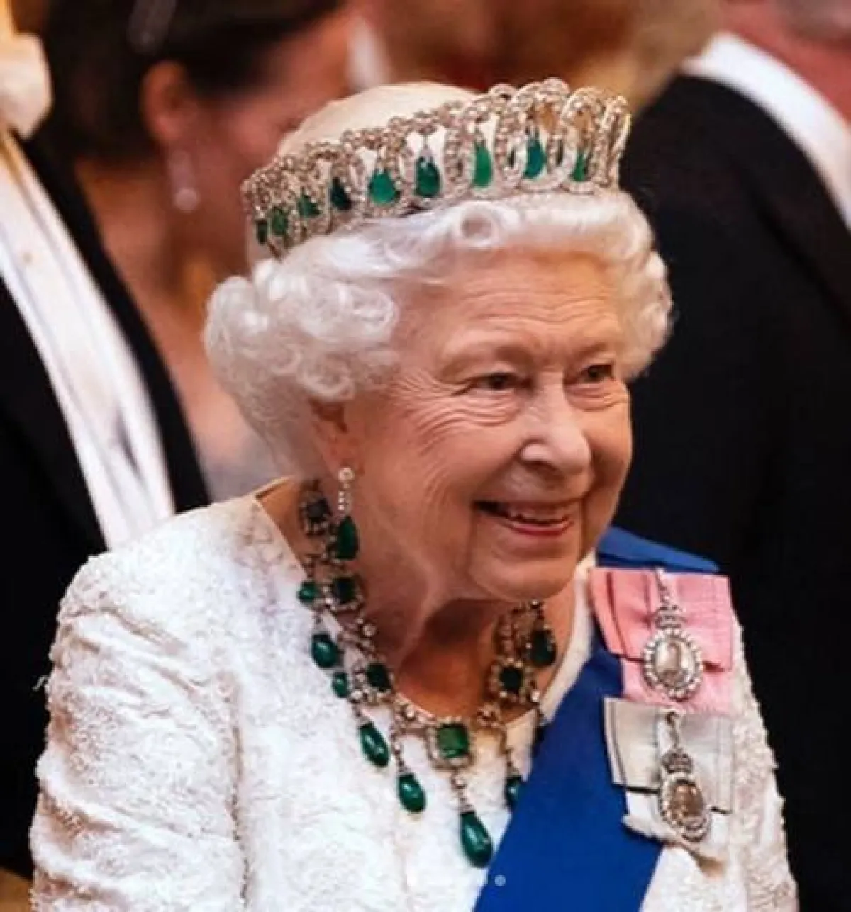 الملكة إليزابيث