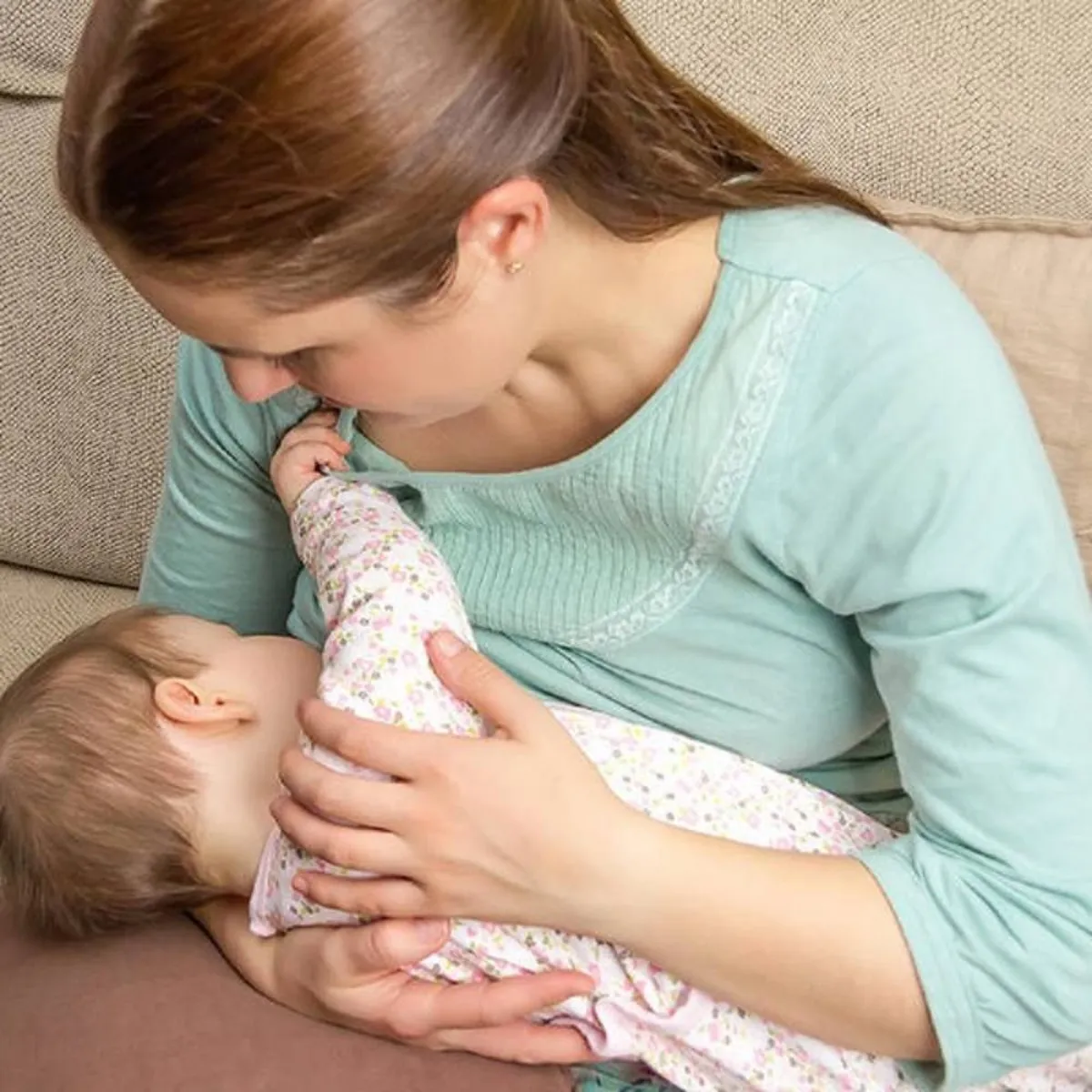 صورة لأم مرضعة