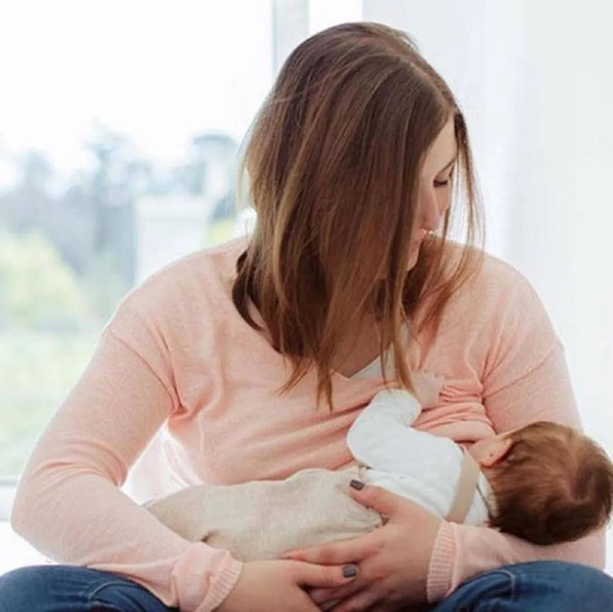 صورة لأم مرضعة