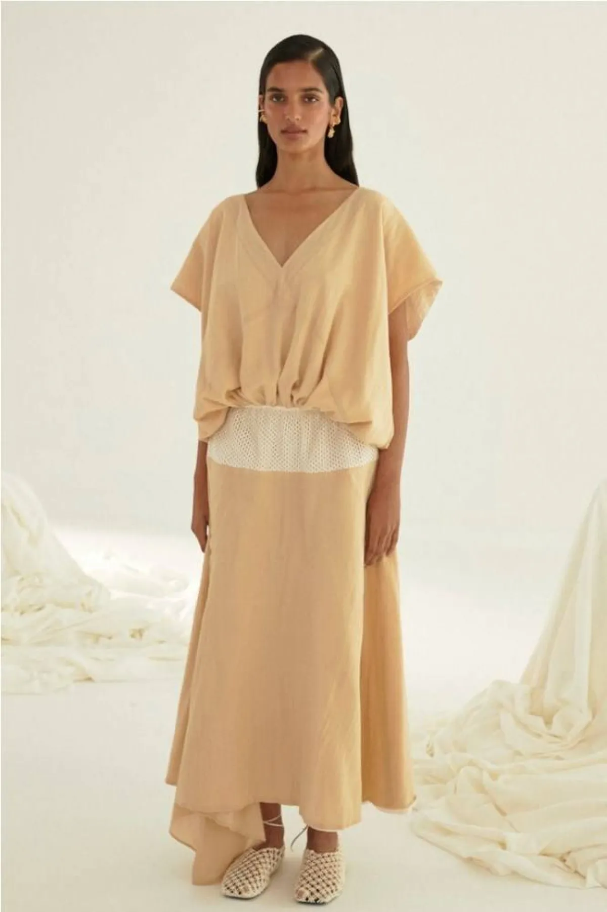  فساتين بتصاميم شبابية مريحة من ألبوس لومين Albus Lumen 