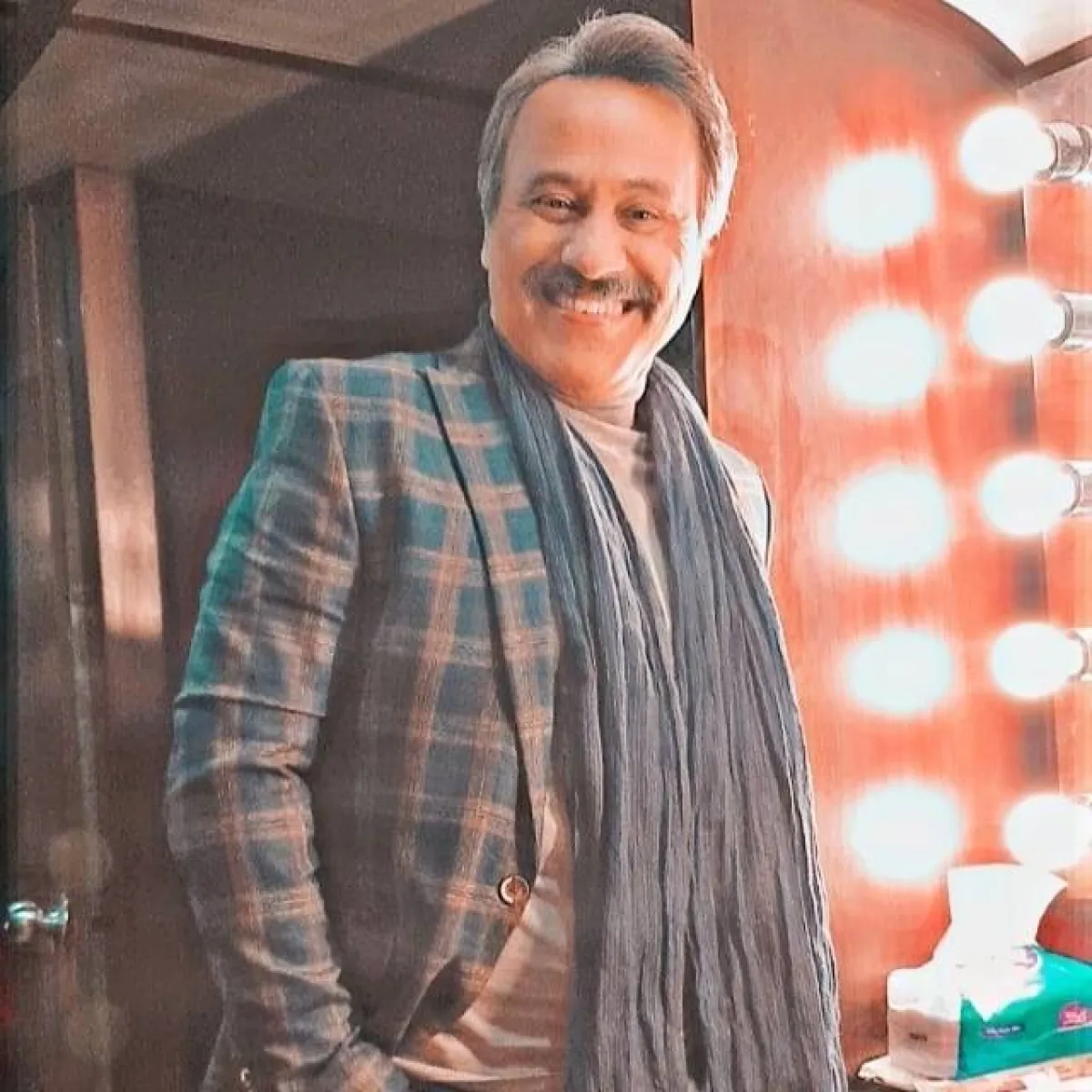 إيهاب فهمي صورة من حسابه على إنستجرام