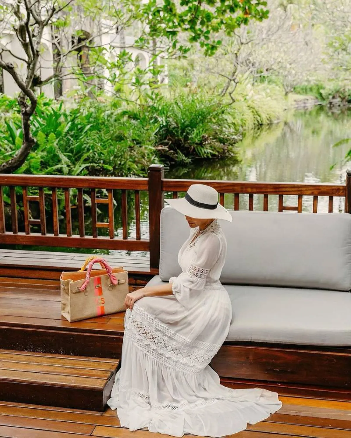 ياسمين صبري صورة من حسابها على إنستجرام