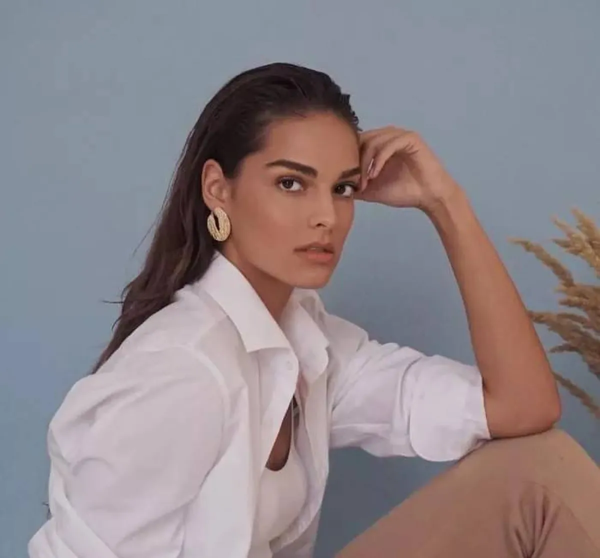 تسريحات شعر منسدلة لحفلة توديع العزوبية