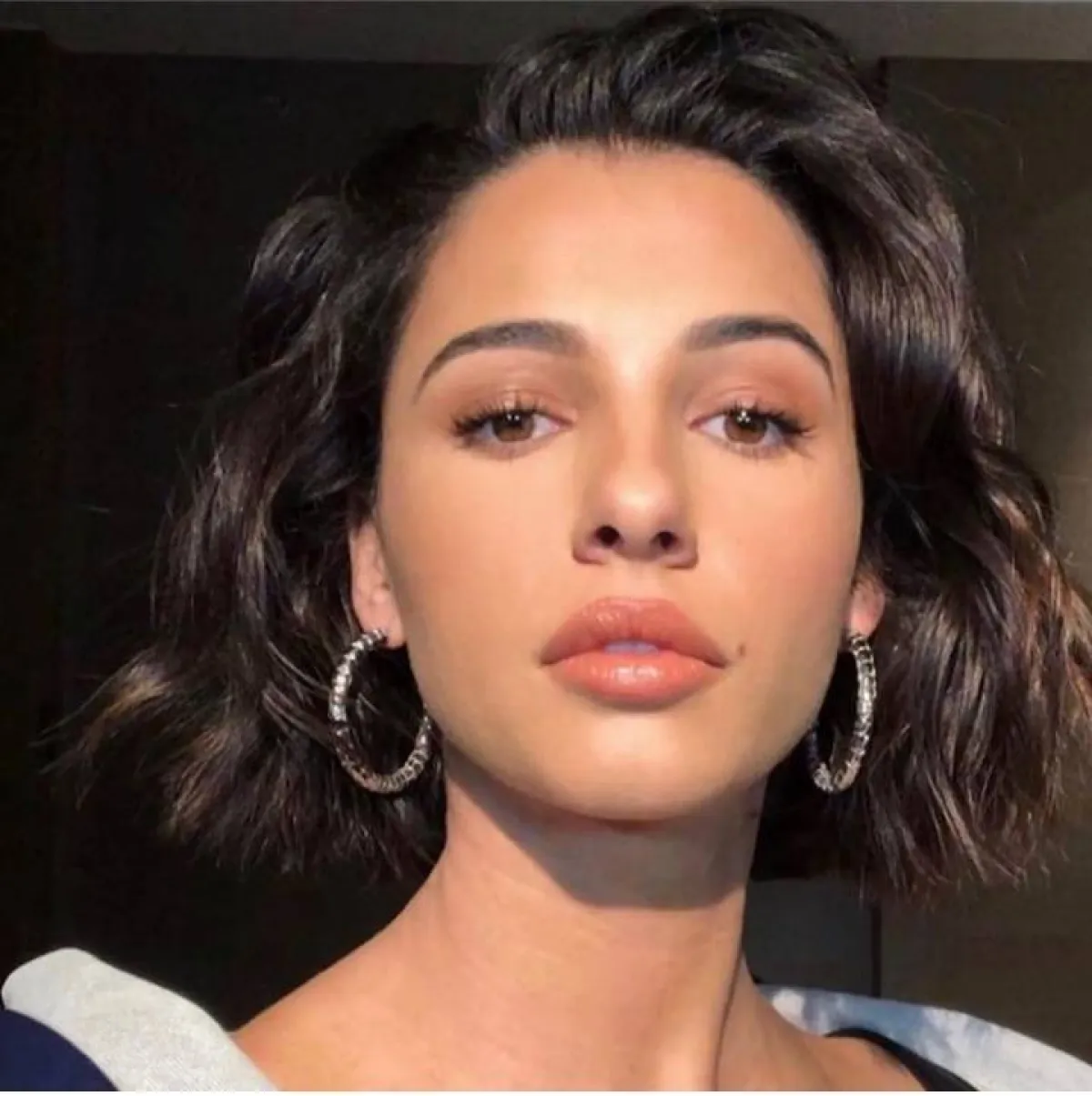 تسريحات منسدلة من نعومي سكوت