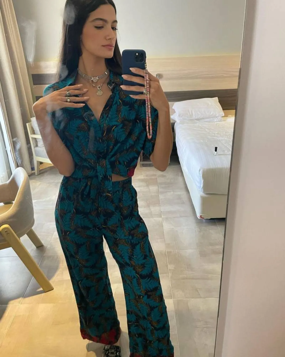 إطلالات كاجوال من تارا عماد