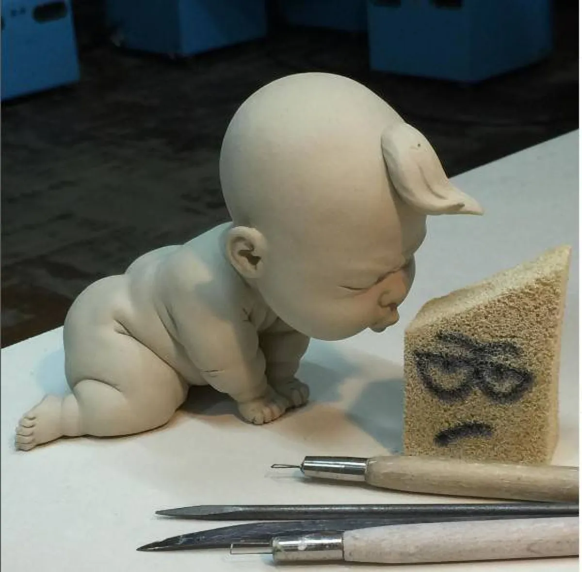 منحوتات جونسون تسانغ الطفولية 