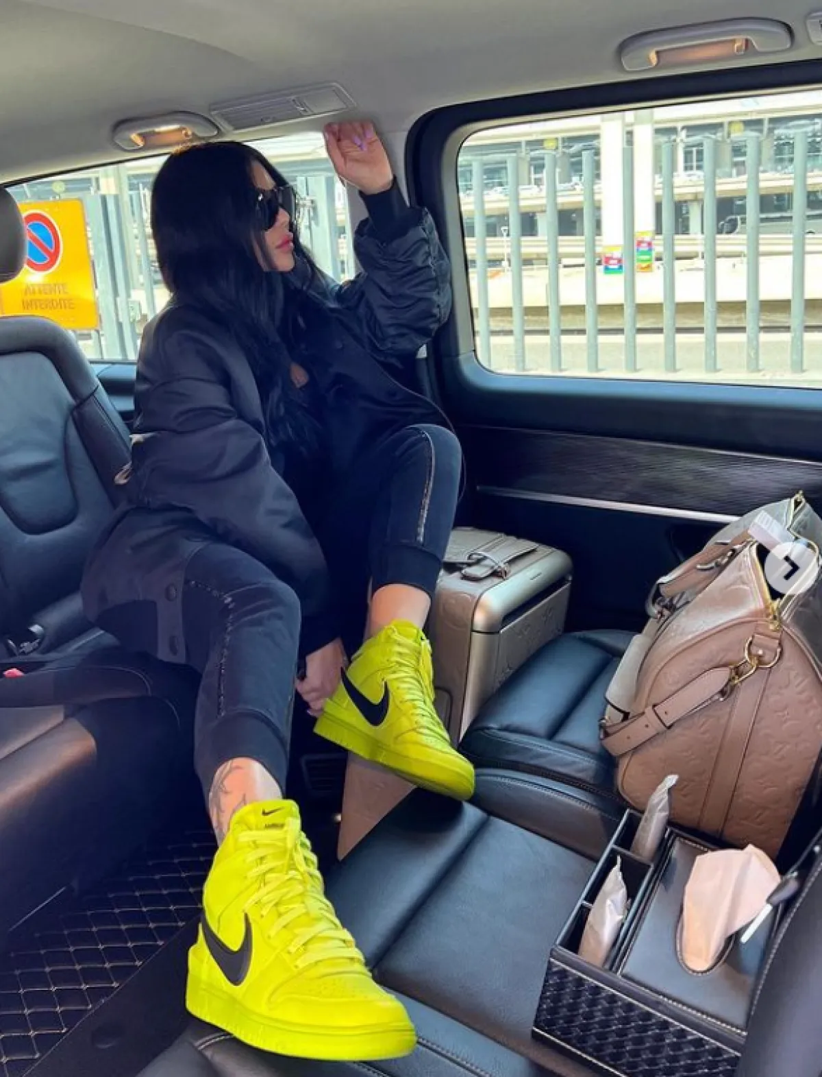 هيفاء وهبي في لوك رياضي