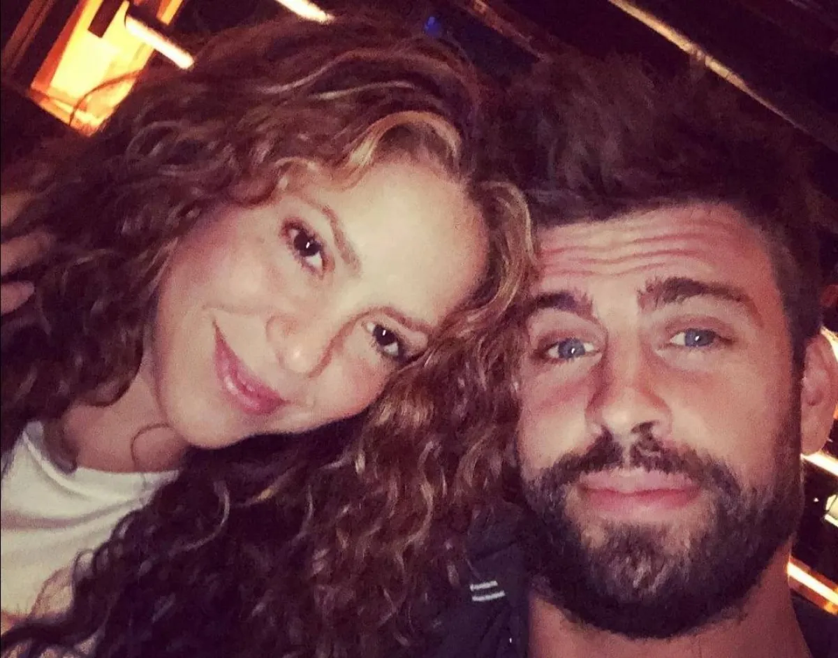 شاكيرا وبيكيه- الصورة من حساب بيكيه على إنستغرام