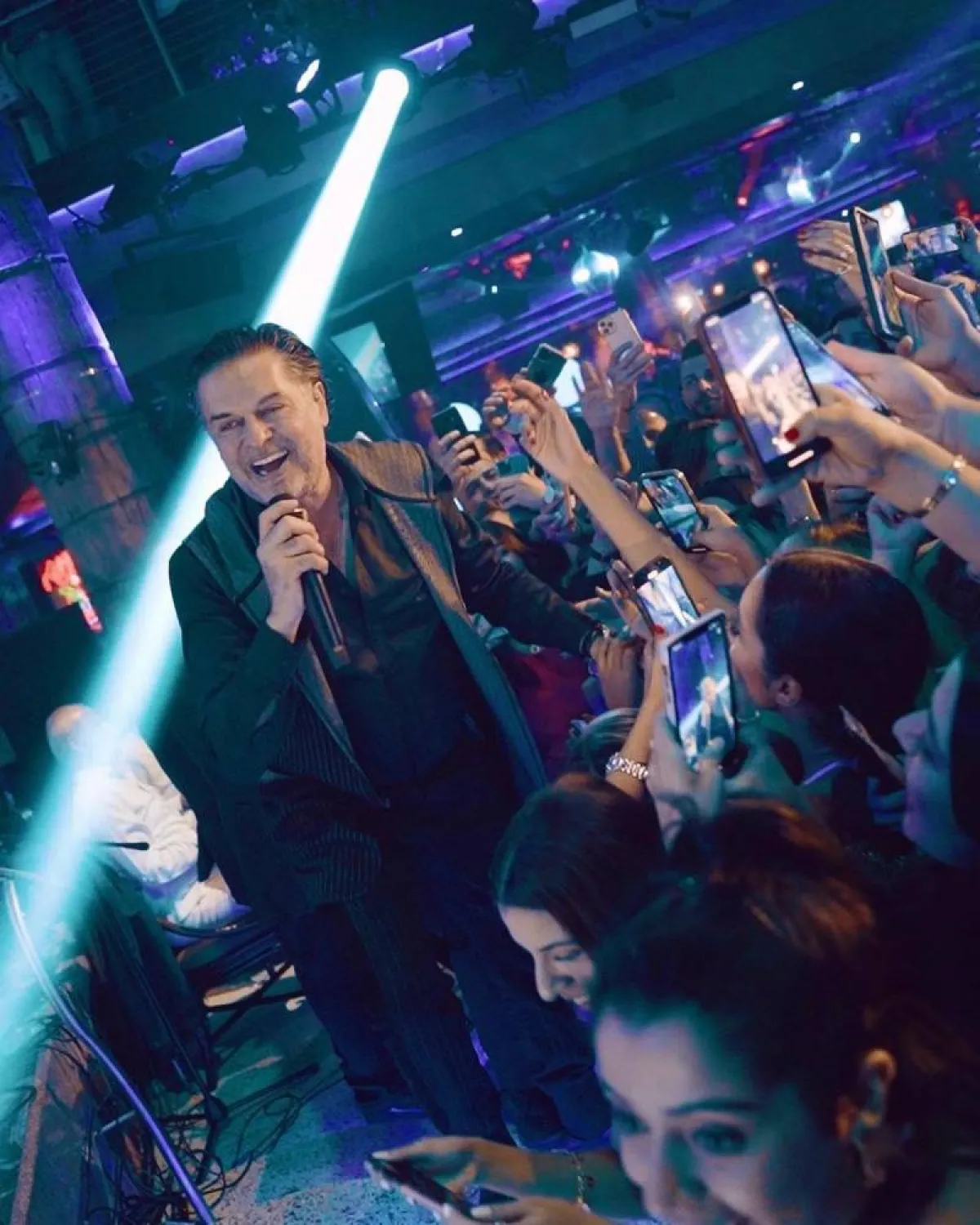 راغب علامة صورة من حسابه على إنستجرام