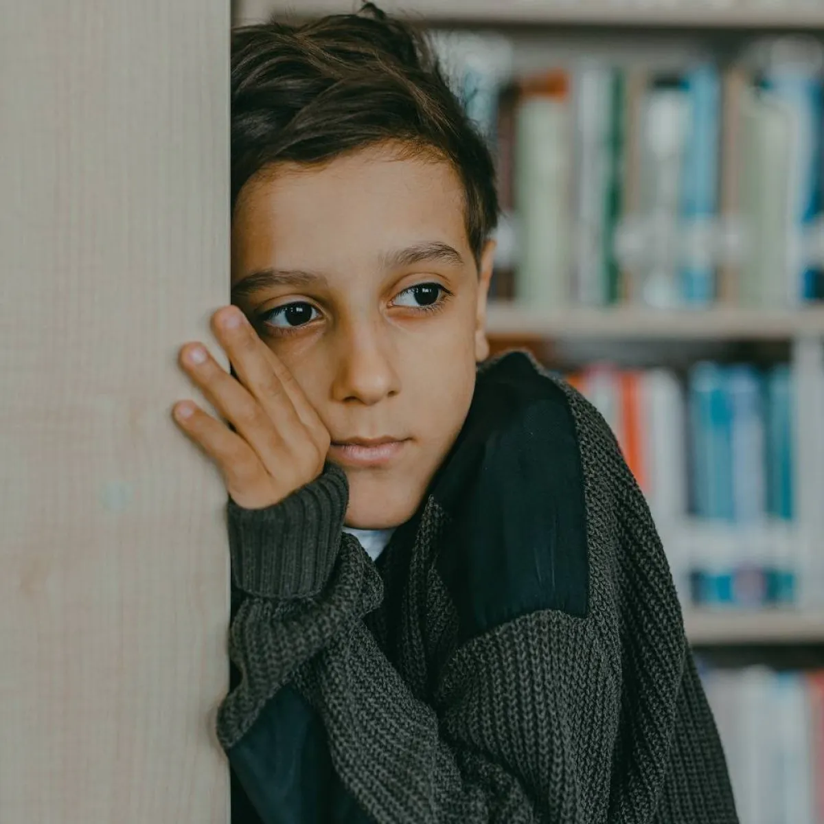 صورة لطفل خائف