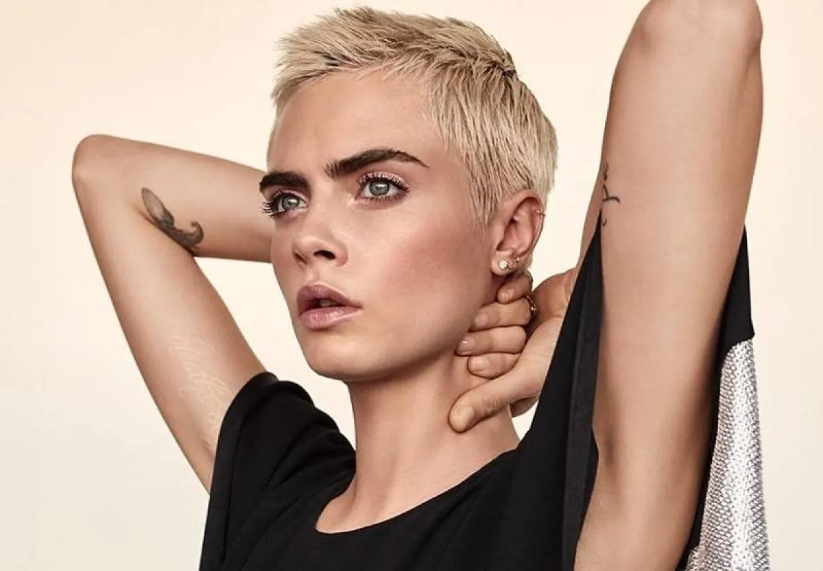 تسريحات شعر كارا ديليفين 