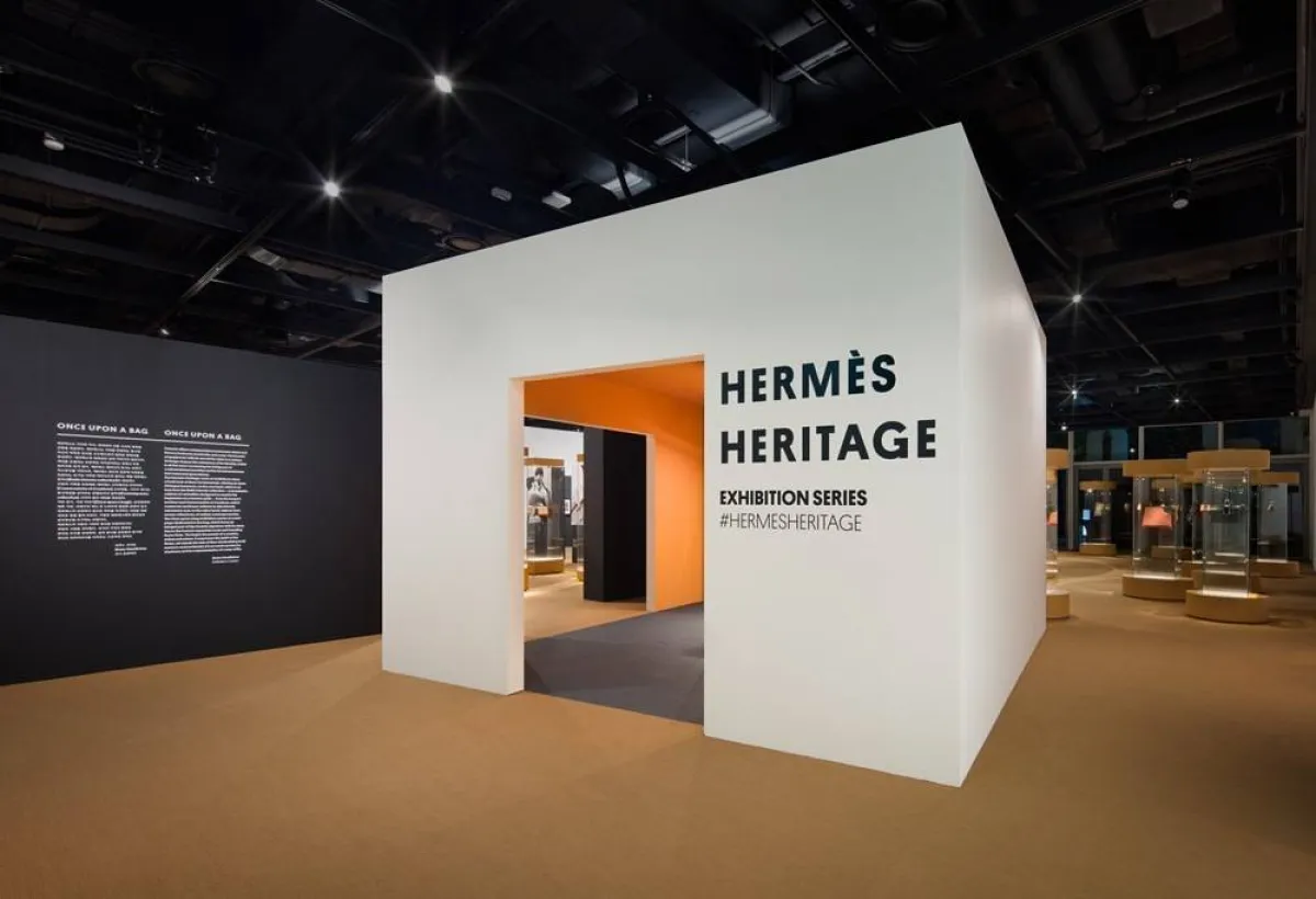 حكاية دار هيرميس في معرض "قصة حقيبة : Heritage Hermès" في متحف قطر الوطني
