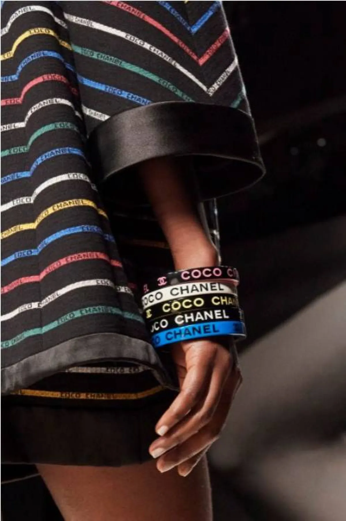 أساور عريضة من شانيل  Chanel