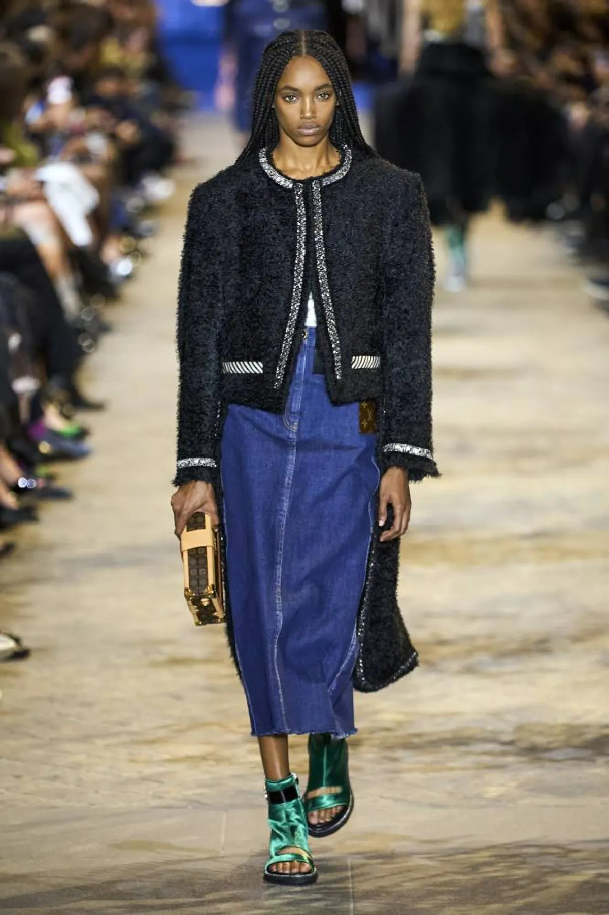 الدنيم في عروض صيف 2022