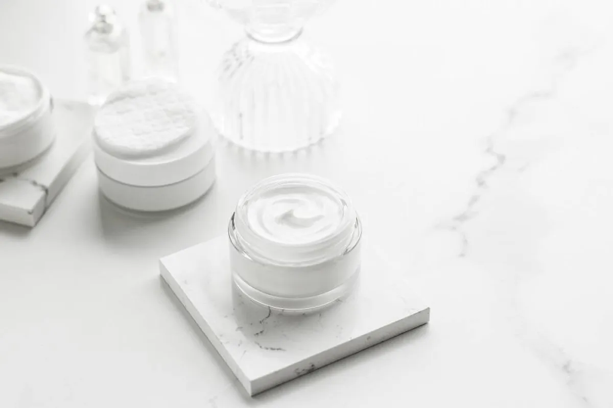 حمض الأزيليك