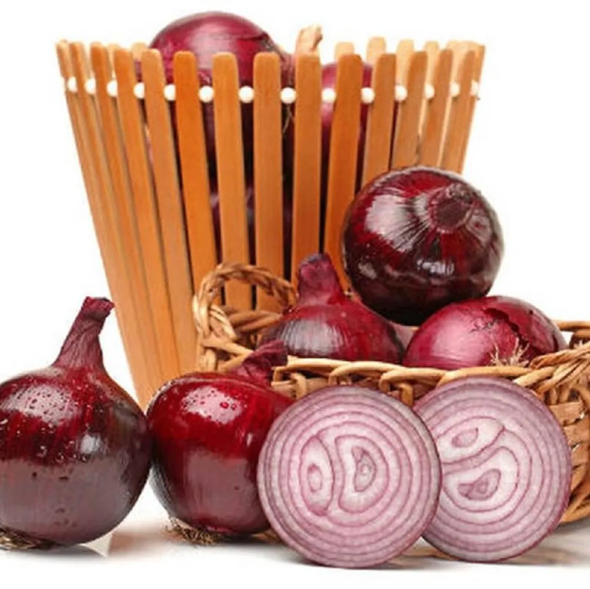 صورة لعدد من ثمرات البصل