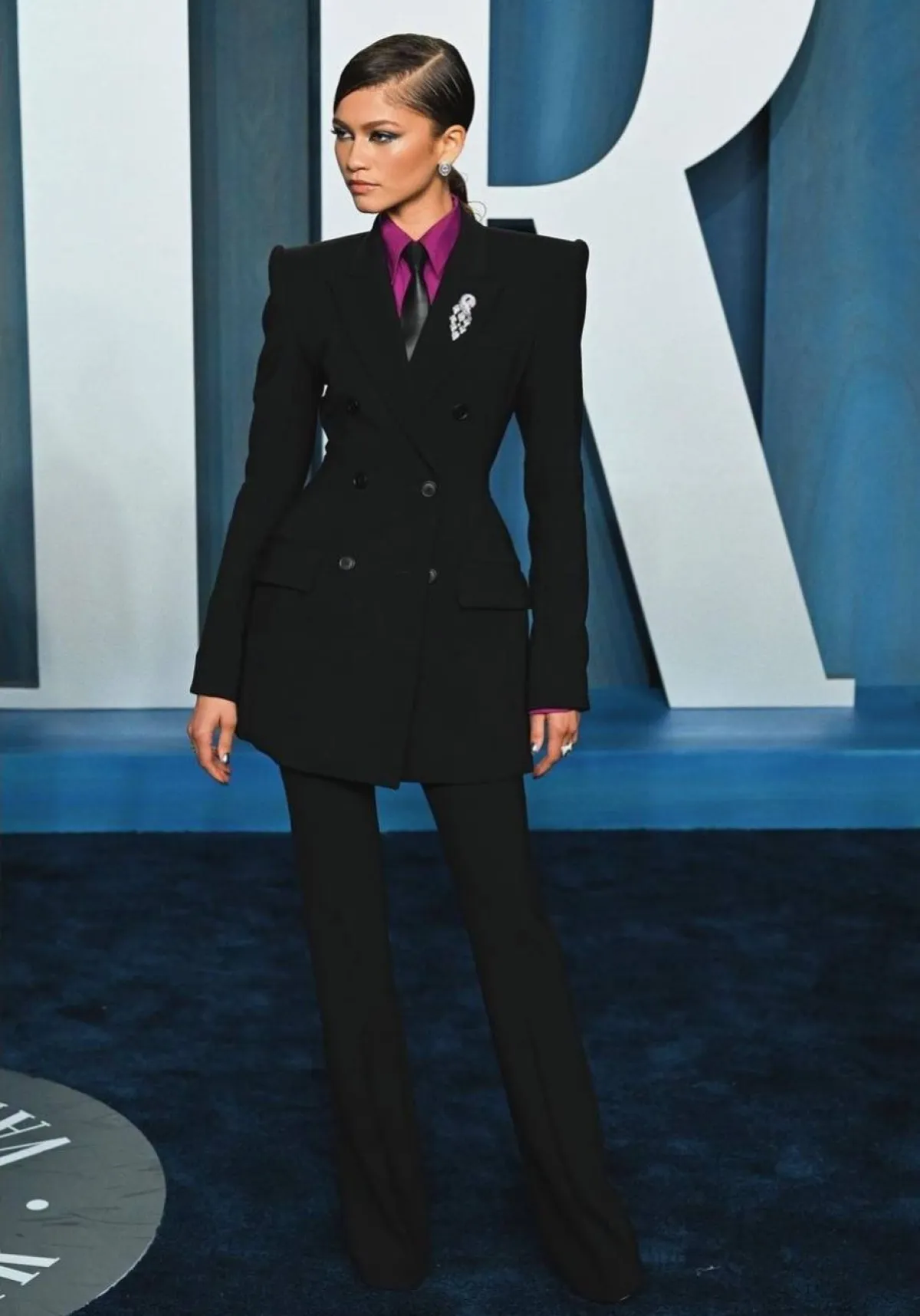 إطلالات أنثوية جريئة من زندايا