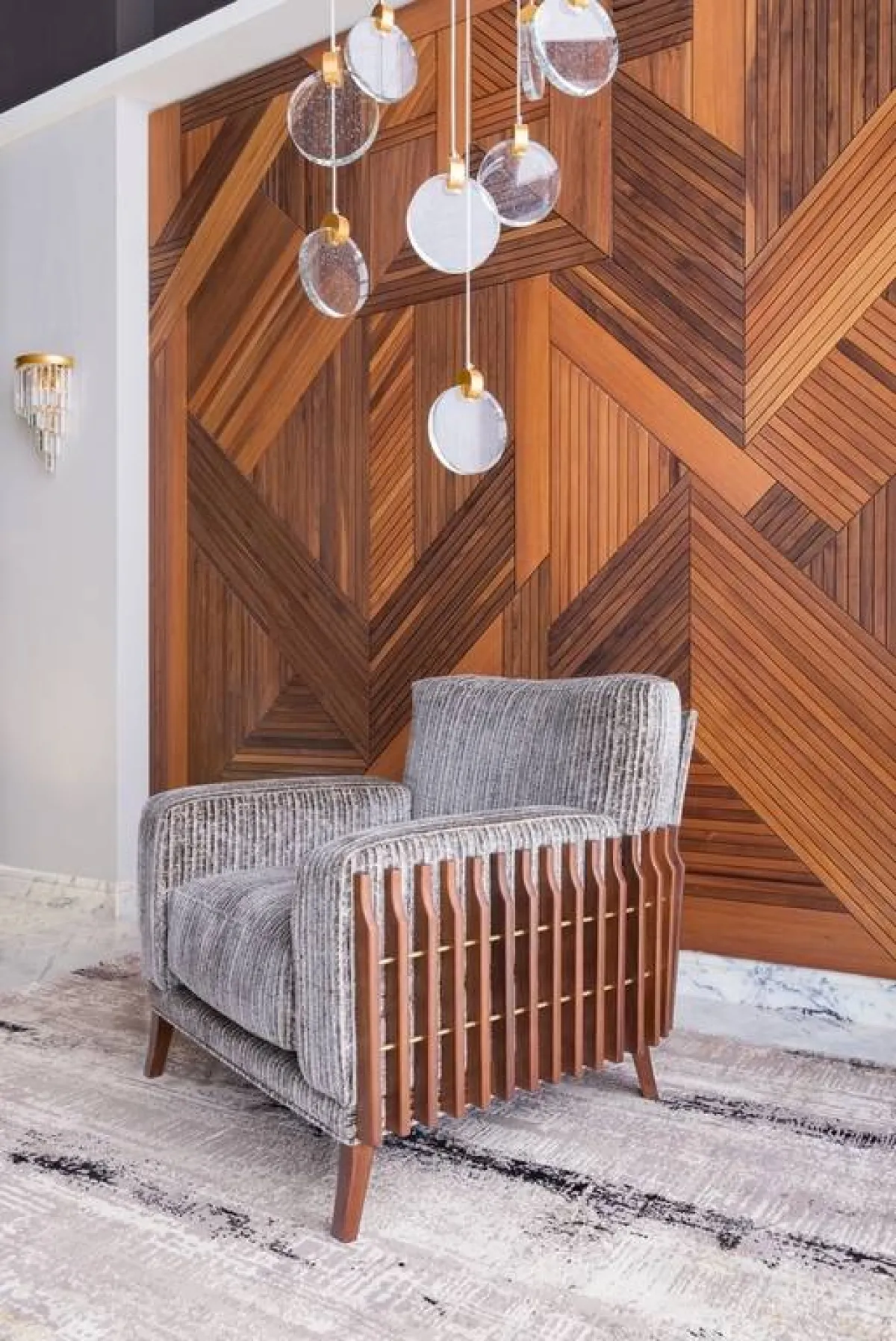 نموذج عن التجليد الخشبي للحوائط