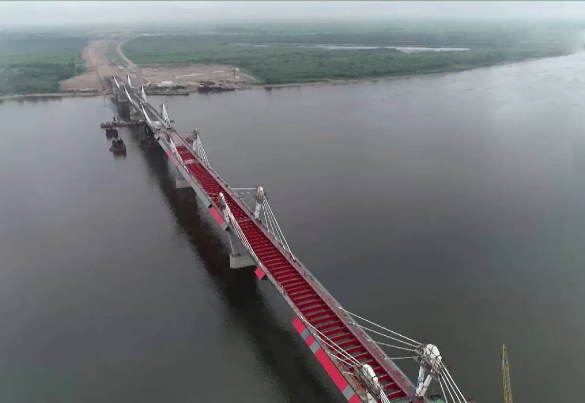 افتتاح أول جسر سريع بين روسيا والصين