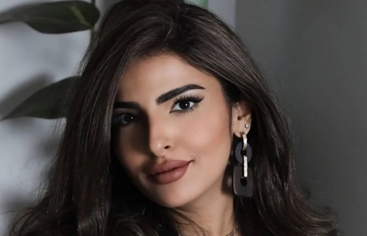 الفنانة السعودية نجلاء العبدالله