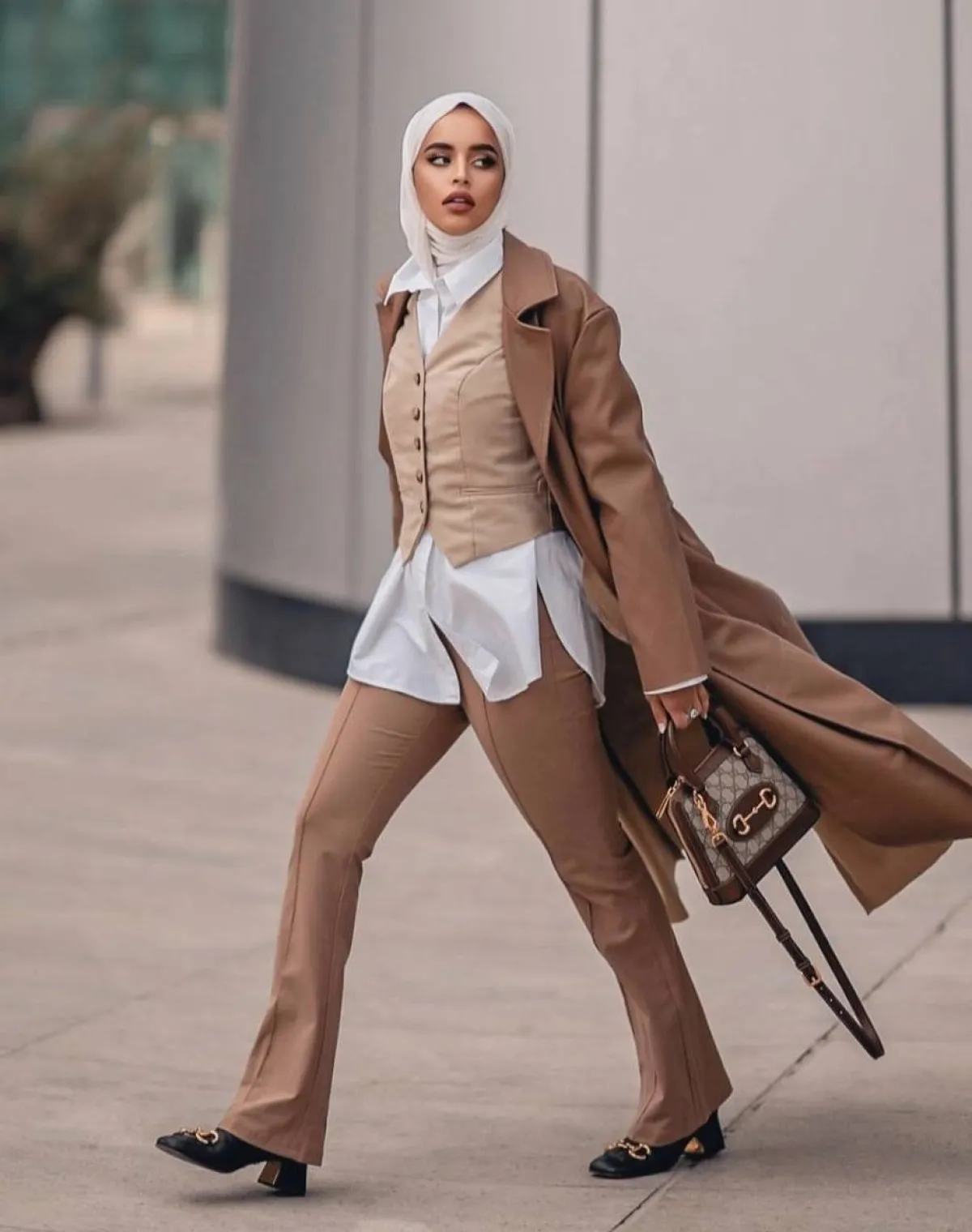 تنسيق البدلة الكلاسيكية