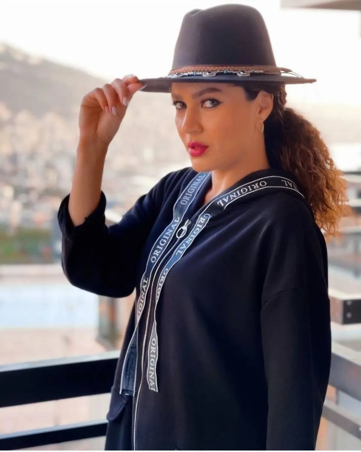 مكياج عيون ندى موسى