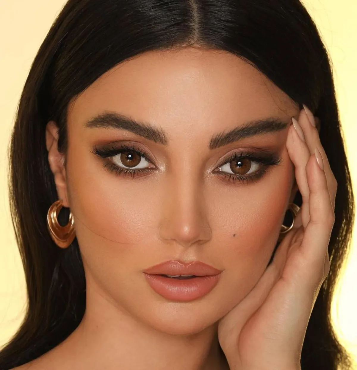 صيحات مكياج خليجي خفيف