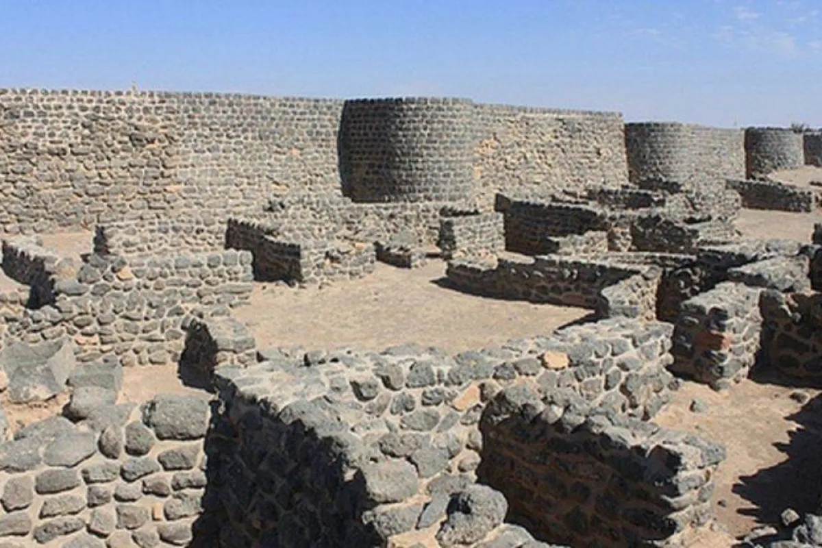 صورة تظهر تاريخ مدينة فدك -مصدر الصورة موقع مكشات