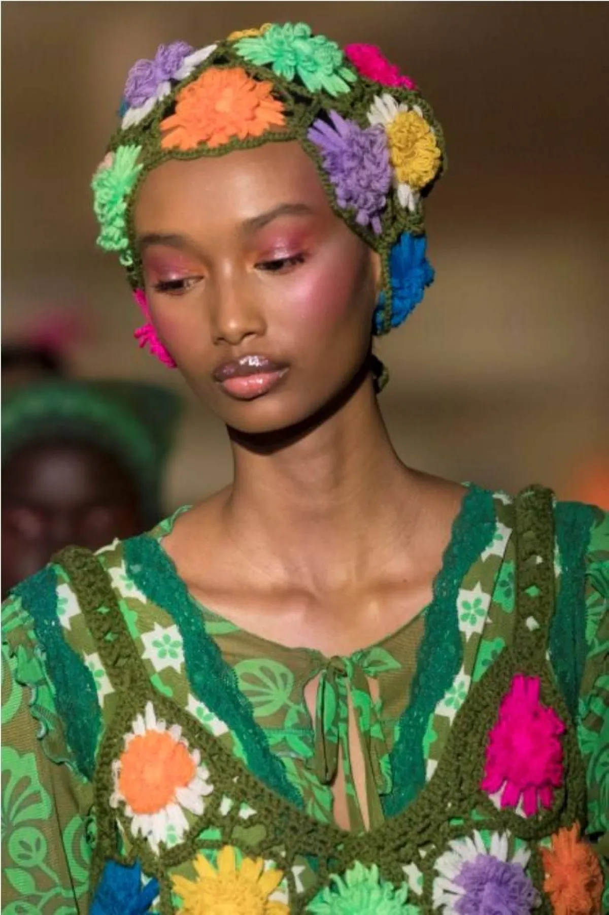 إكسسوارات غريبة للشعر