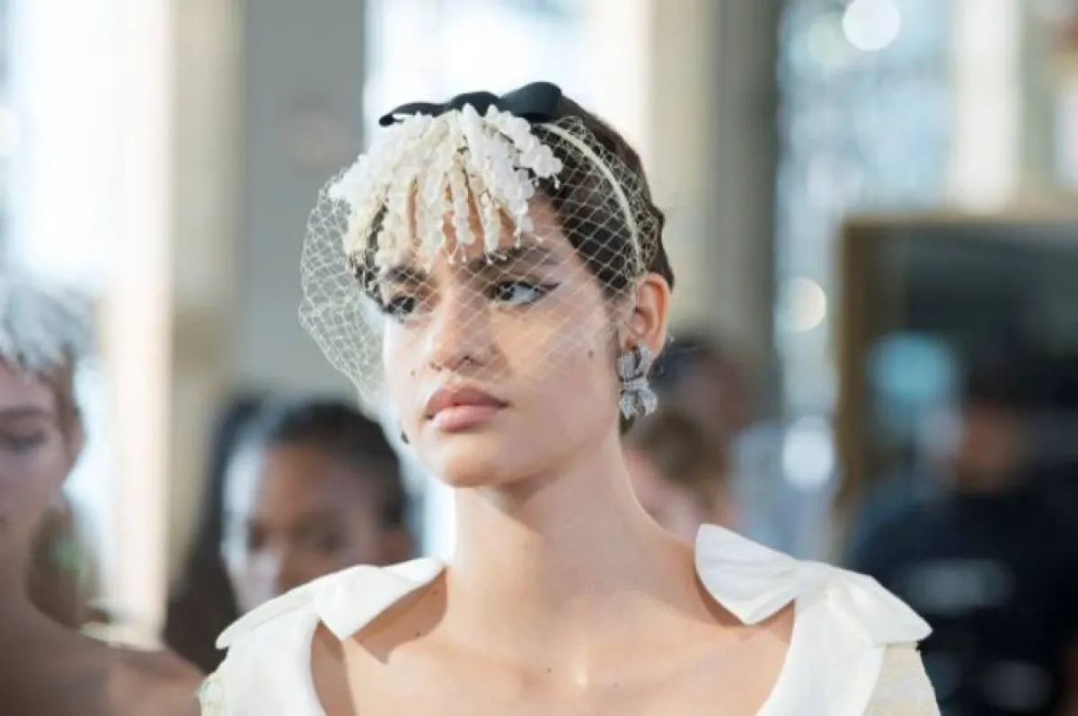 إكسسوارات غريبة للشعر