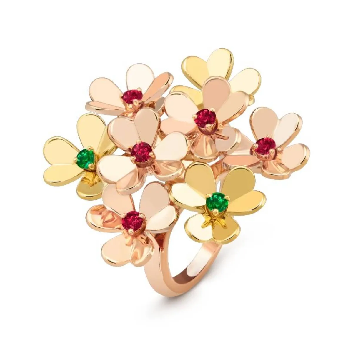 خاتم بتصميم زهرة من فان كليف آند أربلز Van Cleef & Arpels