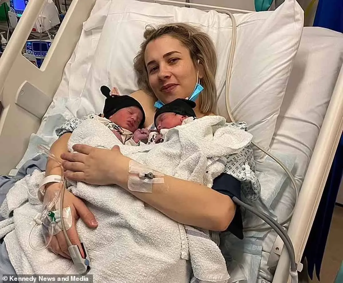 حالة نادرة.. بريطانية تحمل مرتين في أسبوع واحد