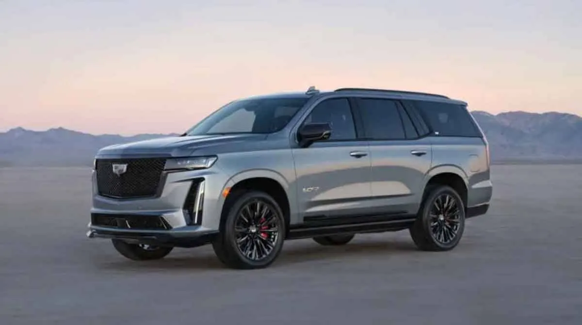كاديلاك تكشف عن أقوى سيارة SUV فاخرة