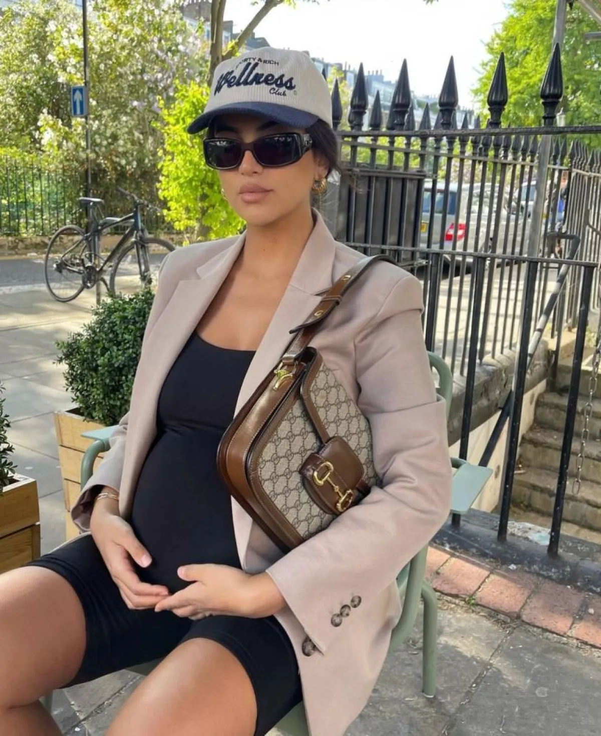 حقائب علا فرحات من أفخر العلامات التجارية 